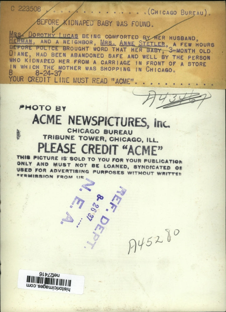1937 Press Photo Mrs.Dorothy Lucas comforted after her kidnaped baby was found