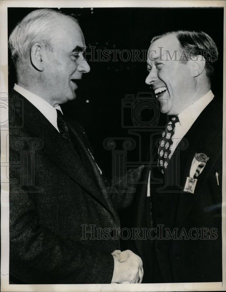 Load image into Gallery viewer, 1946 Press Photo Philip Murray &amp; Walter Reuther Congratulate Each Other
