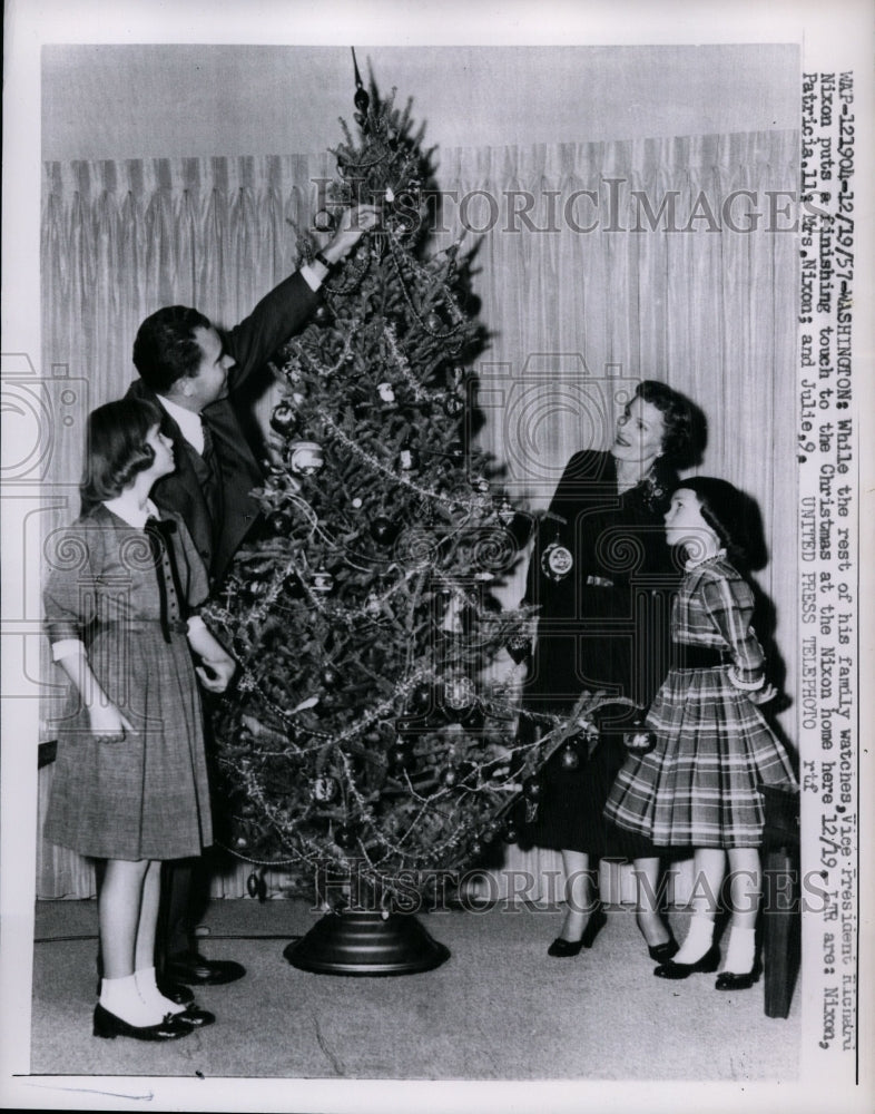 1957 Press Photo Richard Nixon & Family Decorating Christmas Tree at Home, D.C.