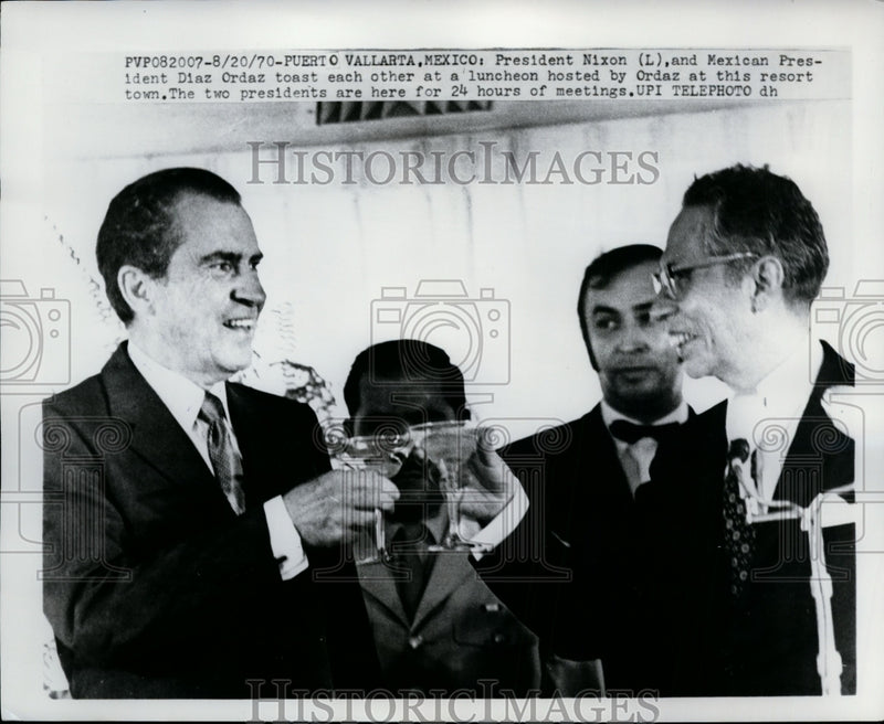 Load image into Gallery viewer, 1970 Press Pres Nixon &amp; Diaz Ordaz Toast Each Other at Luncheon Hosted by Ordaz

