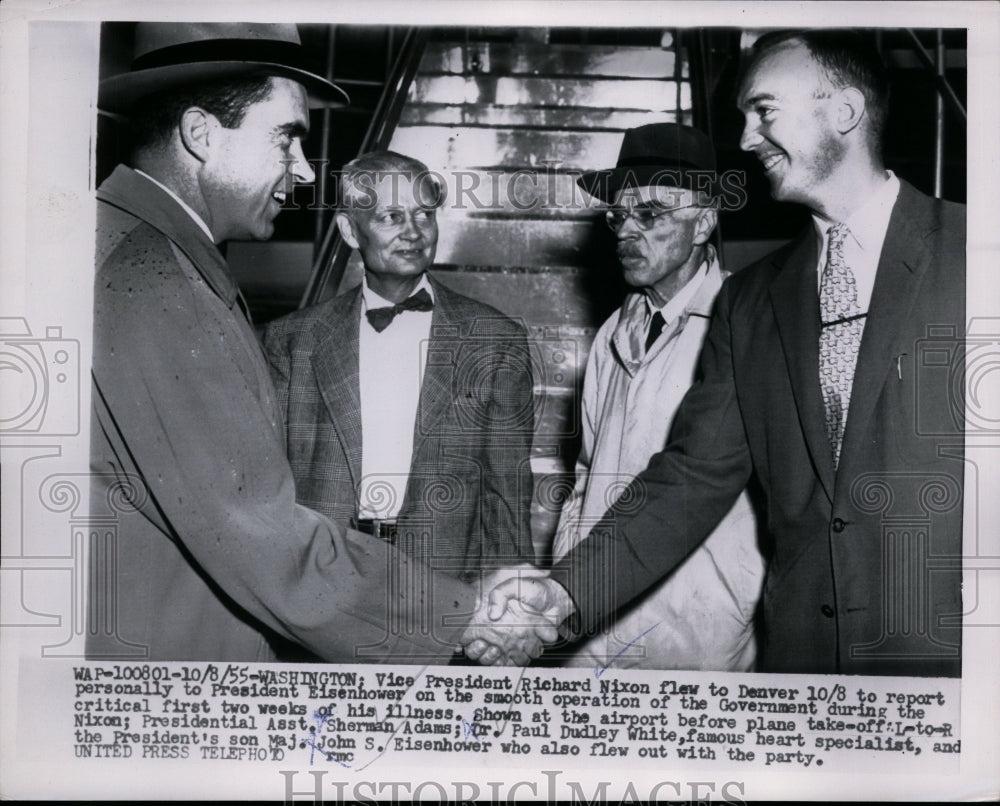 1955 Press Photo Richard Nixon, John S. Eisenhower, Aides at Washington Airport