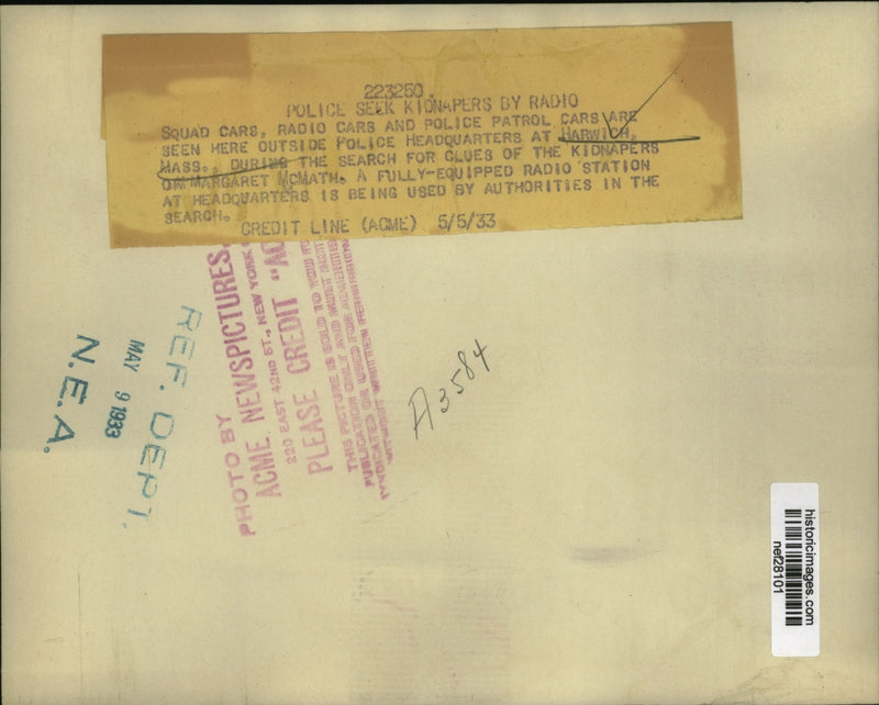 Load image into Gallery viewer, 1933 Press Photo Police Headquarters at Harwick, Massachusetts - nef28101
