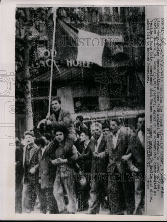 1958 Press Photo French Tri Color Banner carried by Youths during demonstration