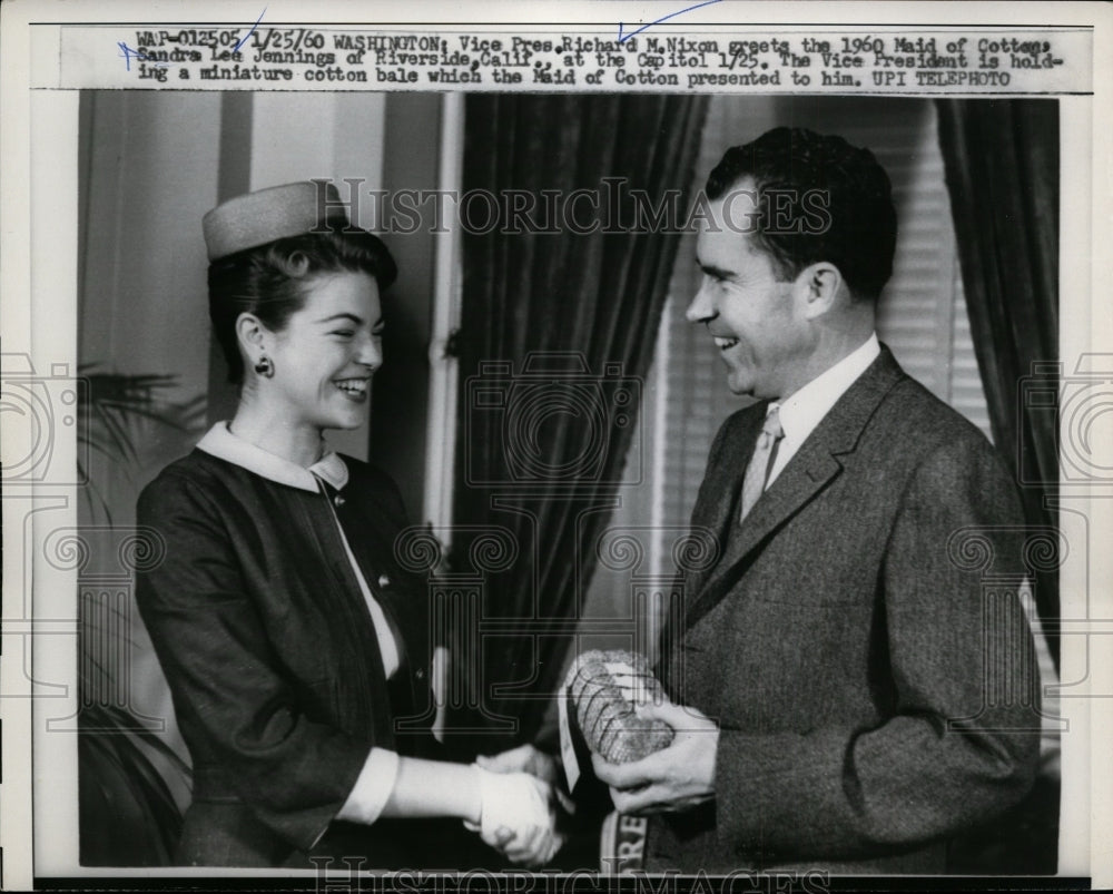 1960 Press Photo Richard Nixon, Cotton Maid Sandra Lee Jennings in Washington DC