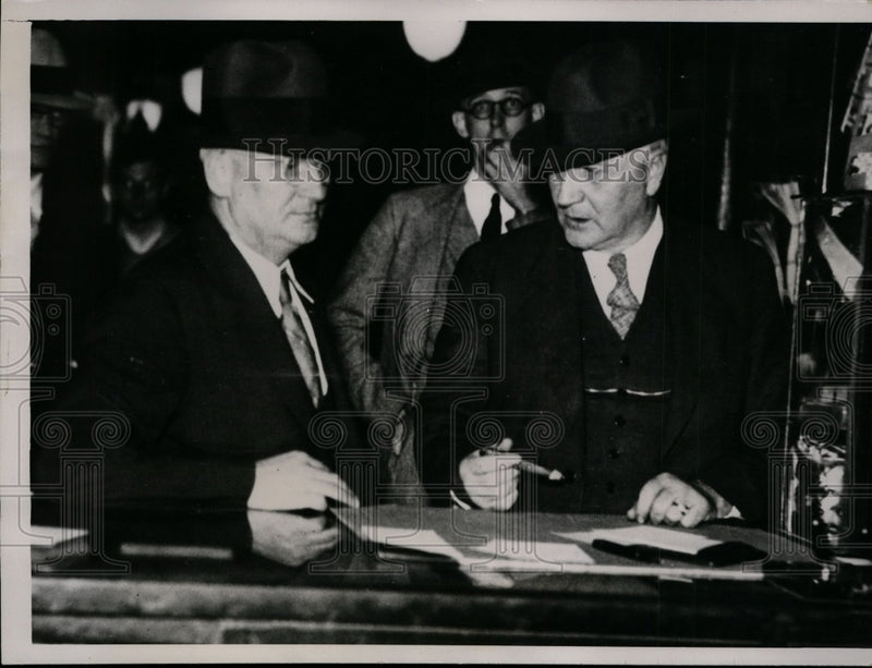 Load image into Gallery viewer, 1935 Press Photo Clay County Rogers, Pross I Cross at Nellie Tipton Muench Trial
