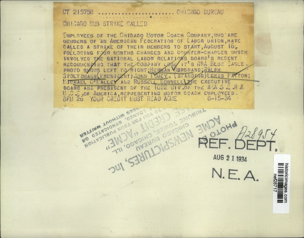 1934 Press Photo Chicago Motor Coach Company Representatives Calling Strike