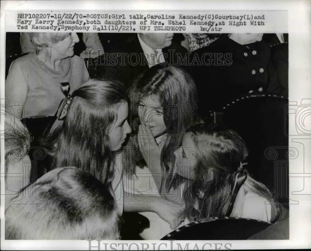 1970 Press Photo Caroline Kennedy at Symphony Hall with Ted Kennedy - nef28841