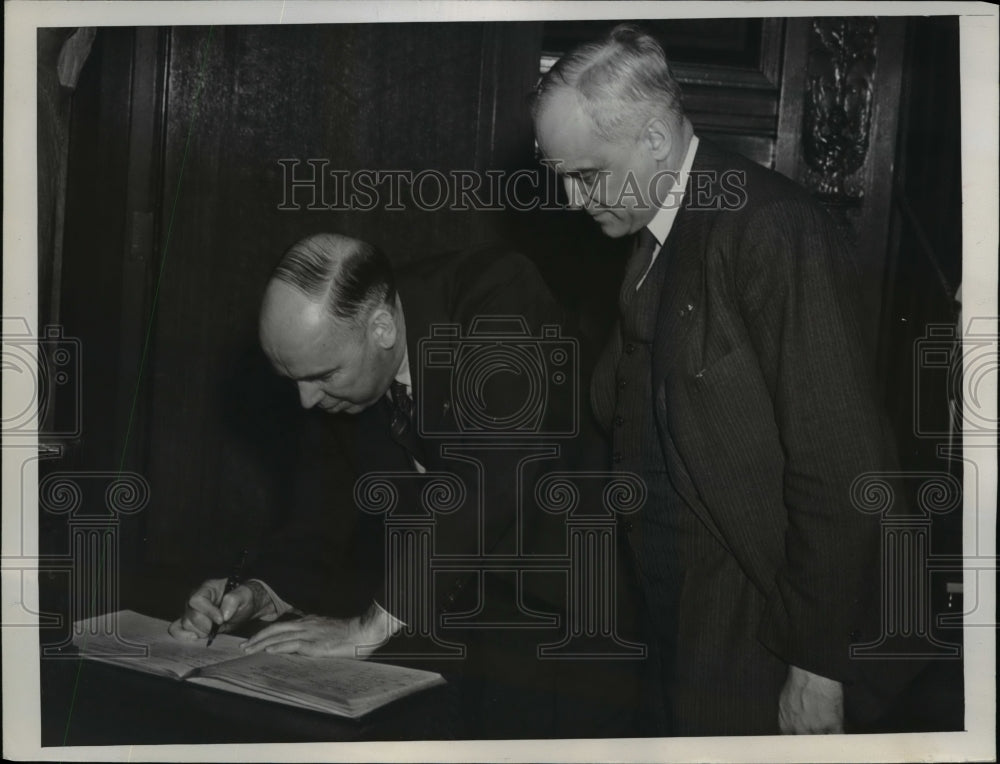 1940 Press Photo Senator Elect Mayor Harold Burton & Sen Ralph Brewster