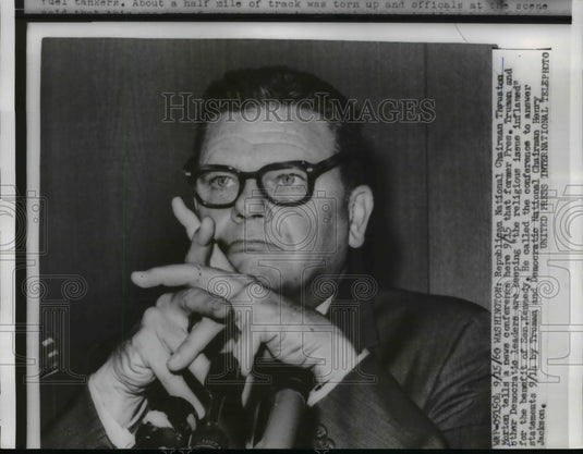 1940 Press Photo Republican National Chariman Thruston Morton at News Conference