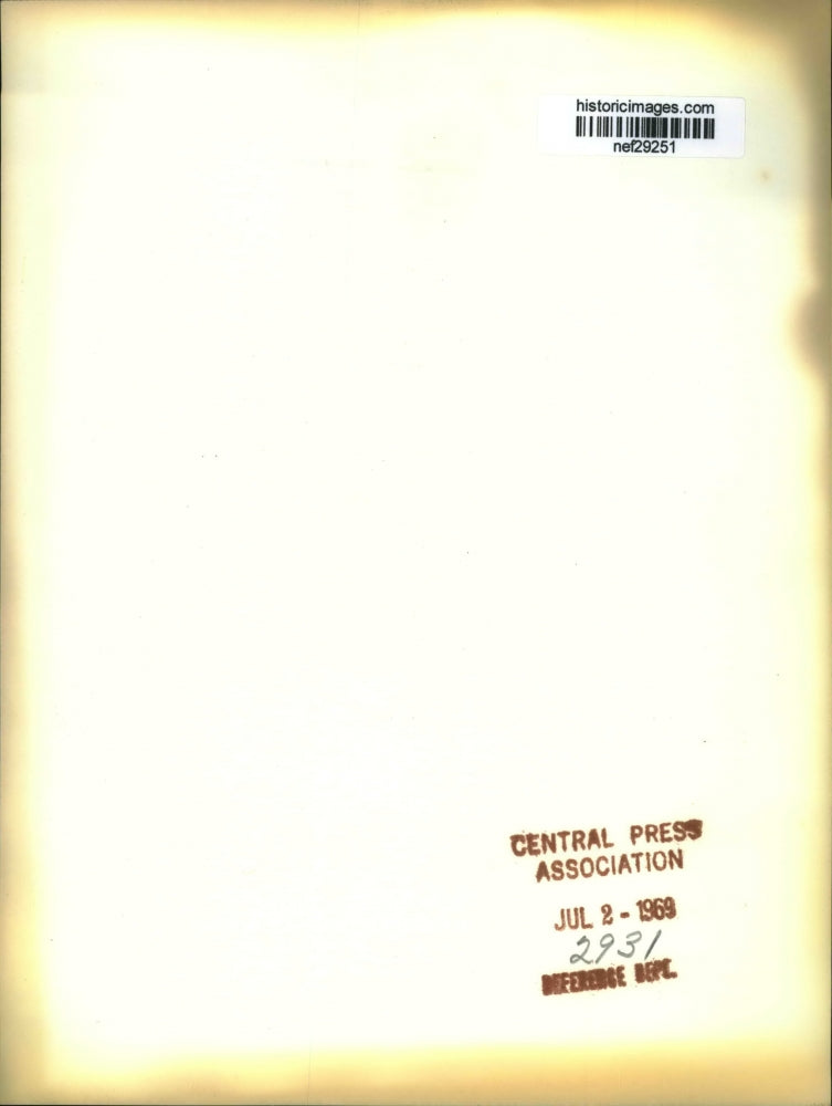 1969 Press Photo Governor Arch Moore Jr. at Charleston Press Conference