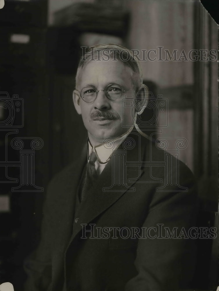 1921 Press Photo Congressman Clarence MacGregor - nef29320