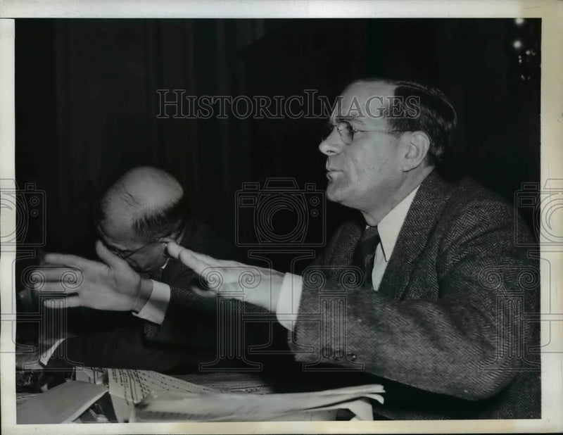 Load image into Gallery viewer, 1943 Press Photo Aubrey Williams Defend NYA Program Before Congressional Session
