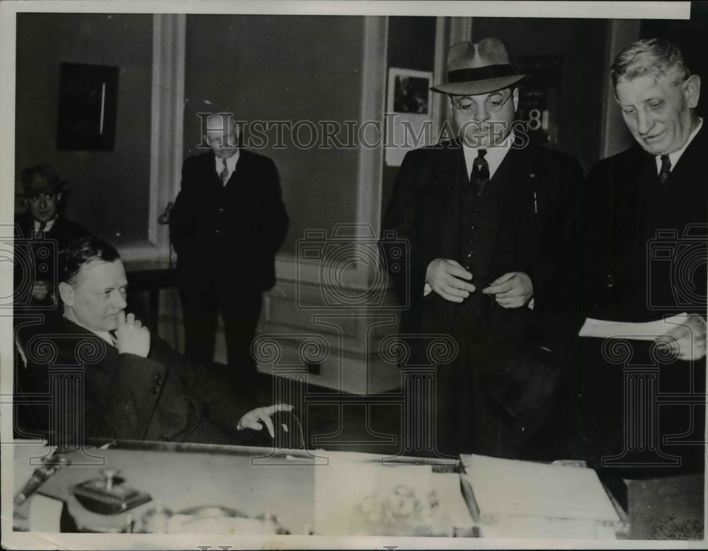 1936 Press Photo Constables Serve Warrant on Mayor William N. McNair Pittsburgh