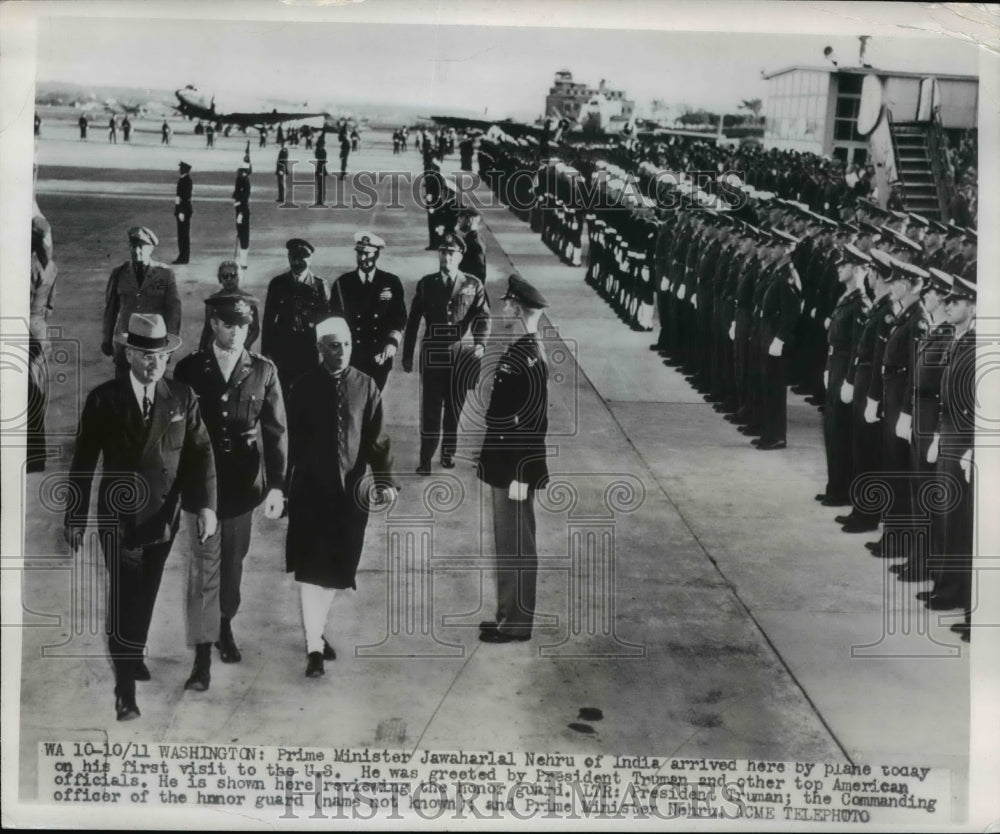 1949 Press Photo Jawaharlal Nehru Greets President Truman, Washington Airport