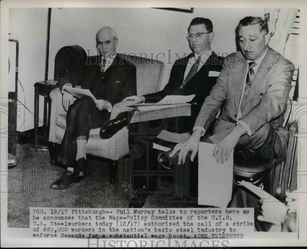 1951 Press Photo Philip Murray Talking w Reporters in Pittsburgh, Pennsylvania