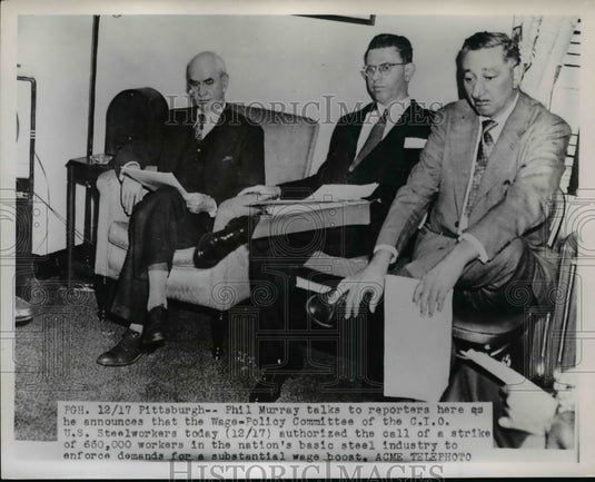 1951 Press Photo Philip Murray Talking w Reporters in Pittsburgh, Pennsylvania