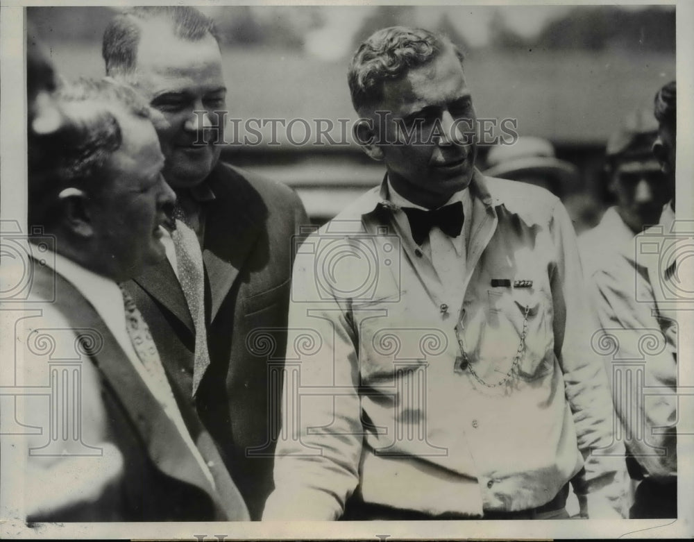 1932 Press Photo Mayor "Eddie" McCloskey, W.W. Waters at Johnstown, Pennsylvania