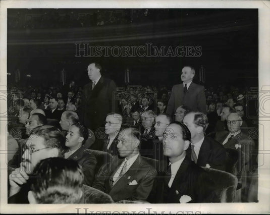 1945 Press Photo V.M. Molotv, Evan Subasic in San Francisco UNCIO Meeting