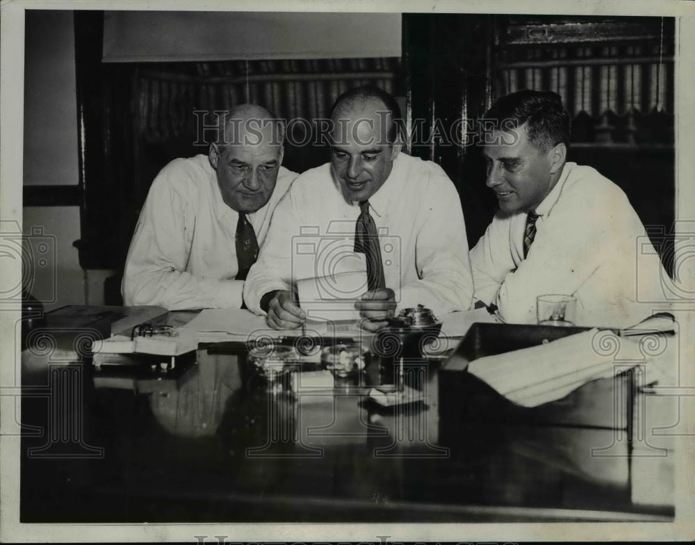 1934 Press Photo National Labor Relations Board During First Week in Washington