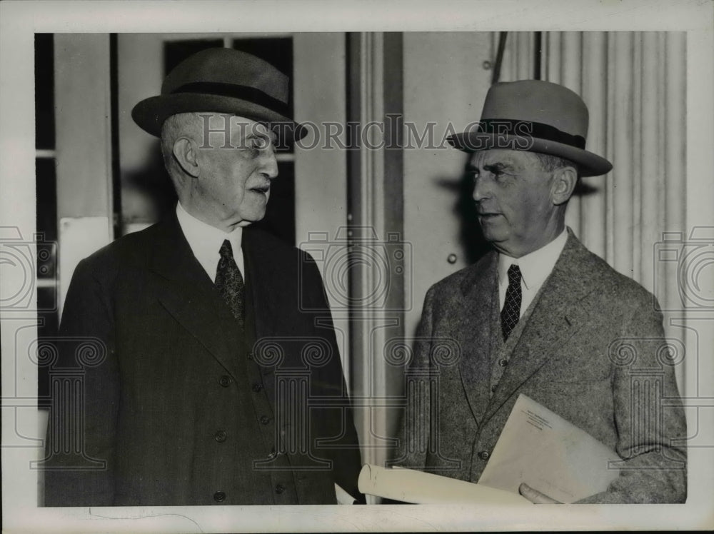 1937 Press Photo R. Walton Moore, William D. Leahy at the White House