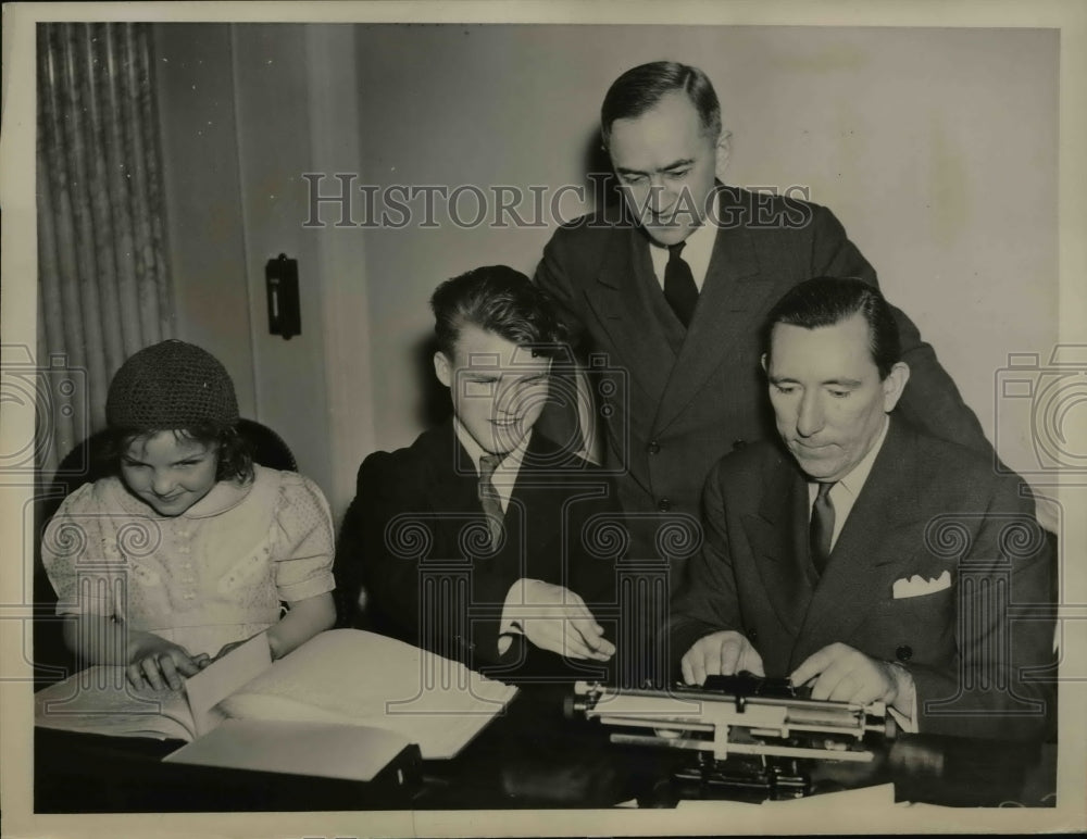 1937 Press Photo Wright, Studebaker, Pepper at Special Educational hearing