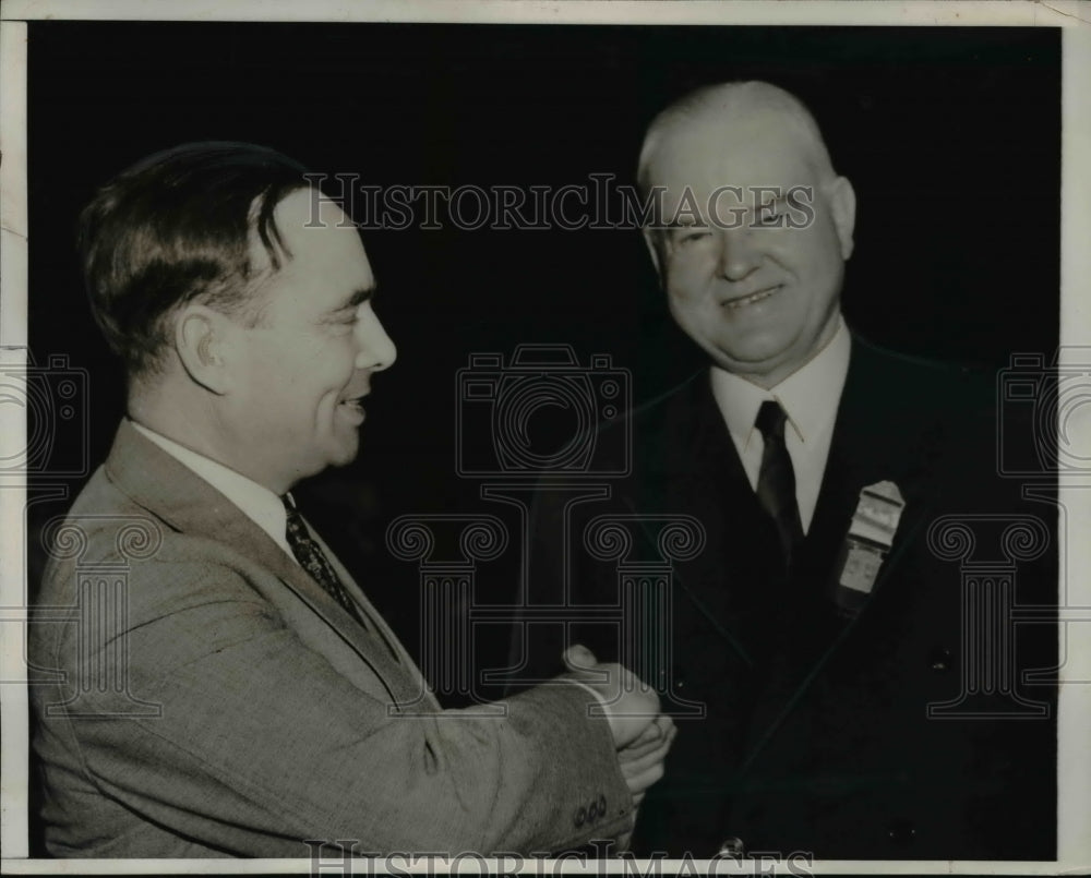 1940 Press Photo Joseph Martin greets Herbert Hoover at Republican Convention