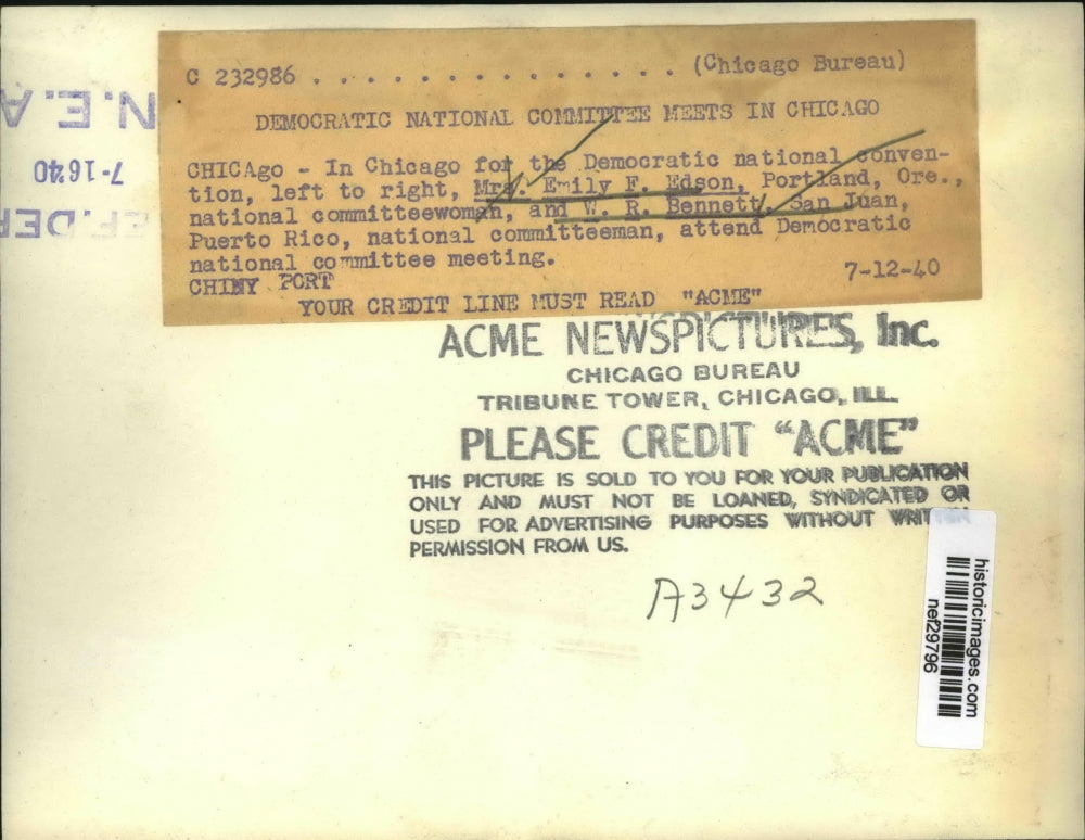 1940 Press Photo Mrs. Emily F. Edson and W.R. Bennett in Chicago for Committee