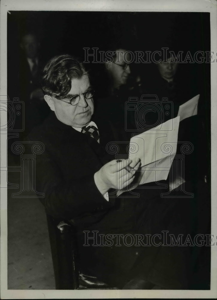 1938 Press Photo John L Lewis Studying Reports at the Mine Workers Convention