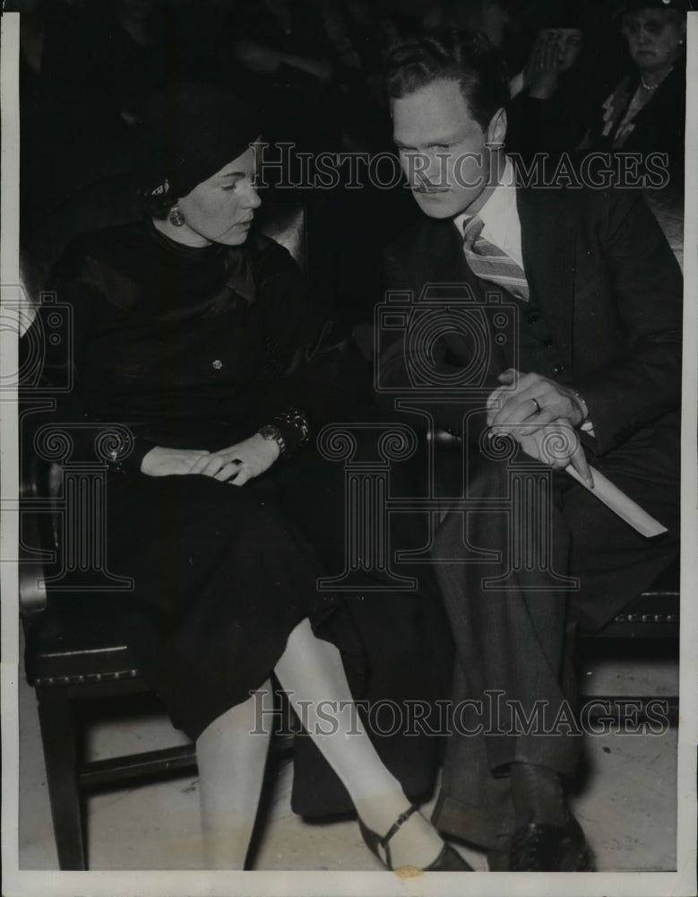 1934 Press Photo Catherine & Walker Wynekoop in Chicago Court - nef30203