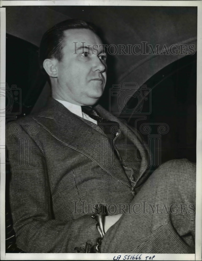 1940 Press Photo Robert S. James en Route to San Quentin Prison - nef30213