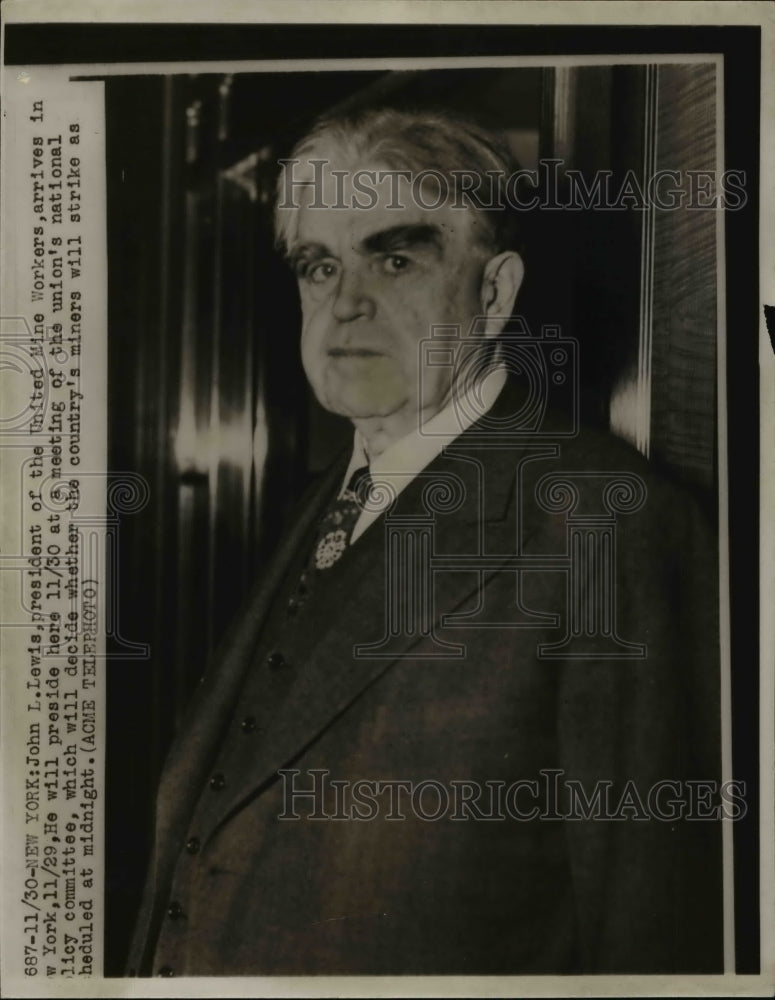 Load image into Gallery viewer, 1949 Press Photo John L. Lewis Arriving in New York - nef30230
