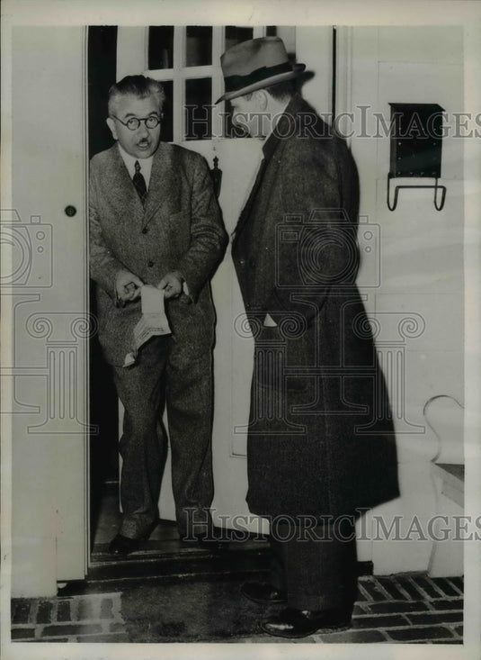 1938 Press Photo Dr Stephen Petrovits Reveals Seventh Member of Musica Family