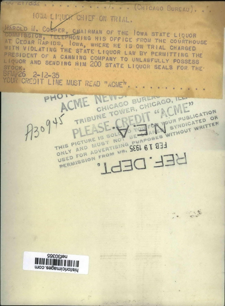 1935 Press Photo Harold M. Cooper on Phone at Courthouse, Cedar Rapids Iowa