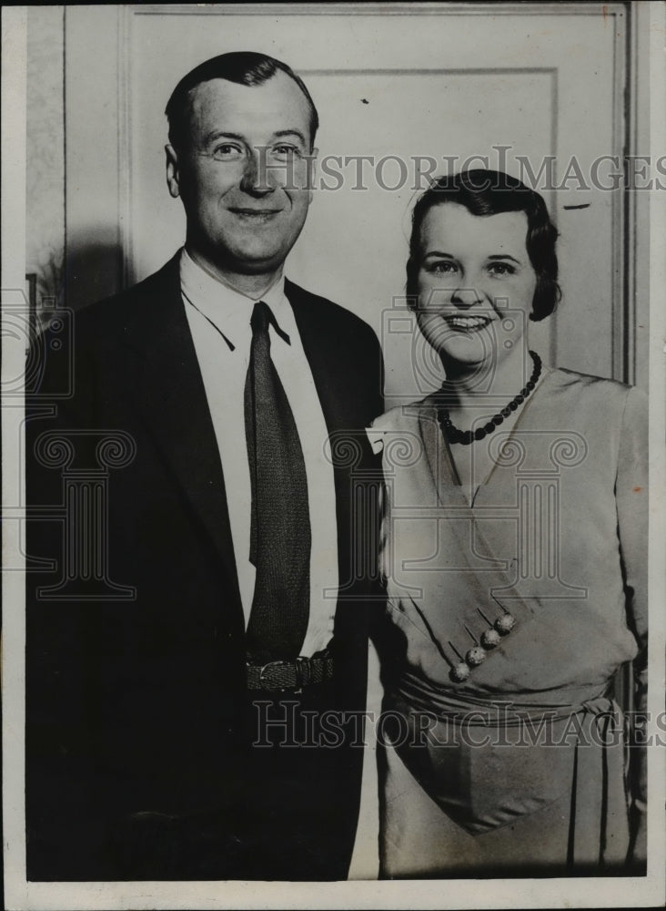 Load image into Gallery viewer, 1932 Press Photo Marion Tally, Michael Raucheisen After Marriage Announcement
