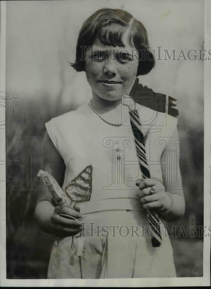 1933 Press Photo Dorothy Dixon discovered rails on Kansas City where defetive- Historic Images