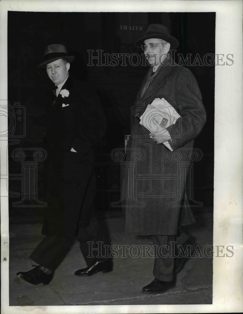 Load image into Gallery viewer, 1941 Press Photo Dr Friedrich Ernest Auhagen Former Professor Columbia Univ
