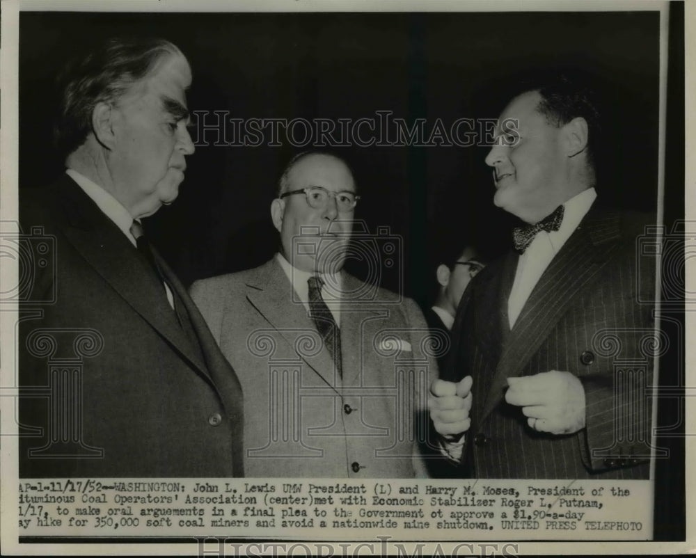 1952 Press Photo John L. Lewis, Harry M. Moses, Roger L. Putnam Meet, Washington