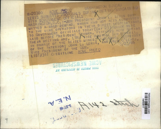 1949 Press Photo Lewis Submits Proposal During Initial Bargaining With Officials