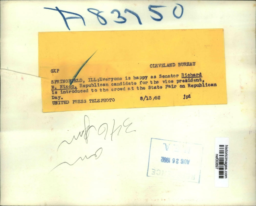 1952 Press Photo VP Candidate Nixon Introduced to Happy Crowd at State Fair