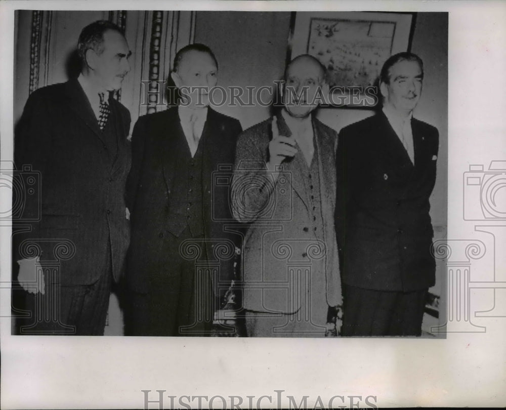 1952 Press Photo Dean Acheson, Aden Hauer, Robert Schumann - nef31138