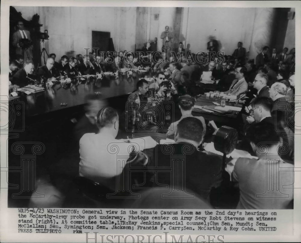 1954 Press Photo Army Secy Robt Stevens on Witness Stand Day 2 McCarthy Hearing