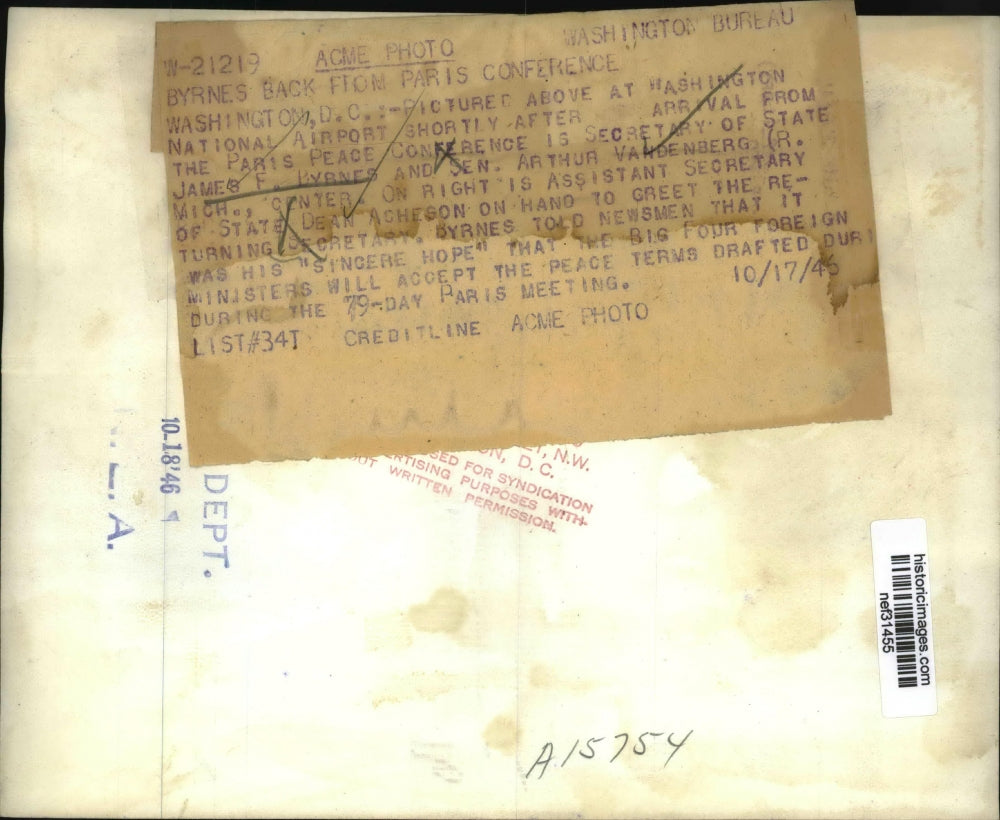 1945 Press Photo Secretary of State James Byrnes arriving from Paris - nef31455