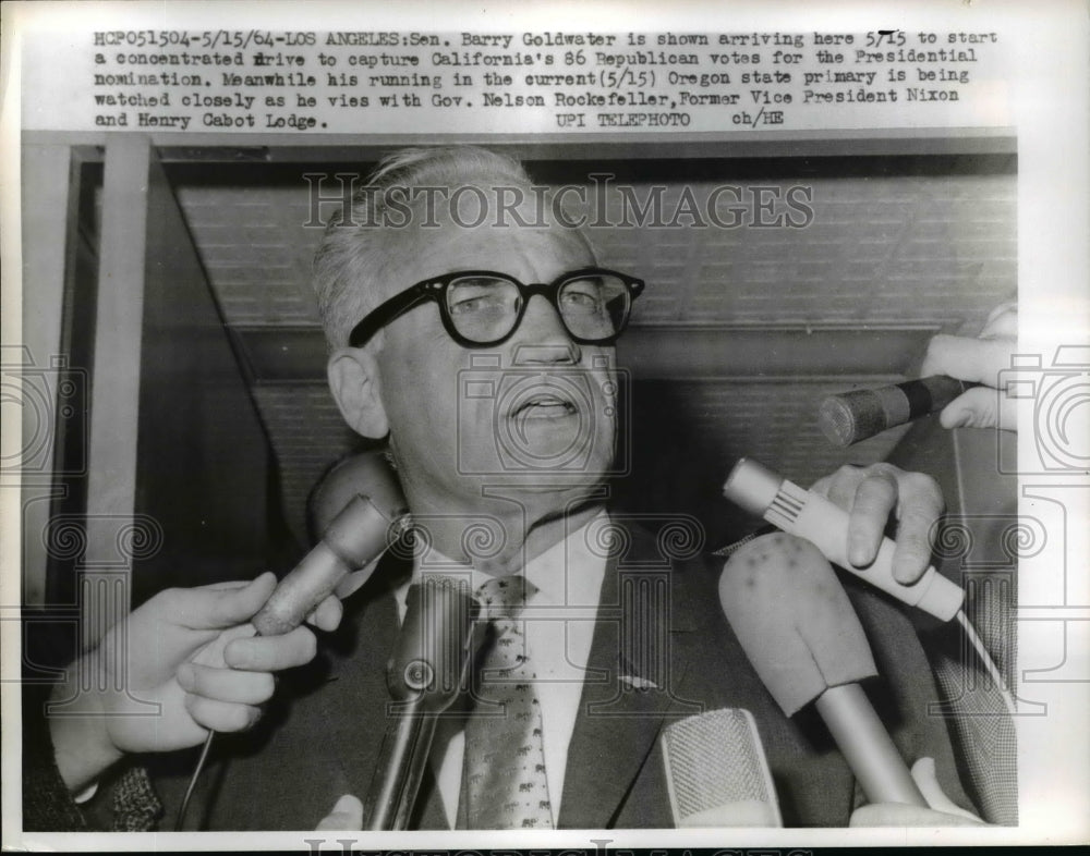 1964 Press Photo Barry Goldwater Talks to Press on Arrival in Los Angeles