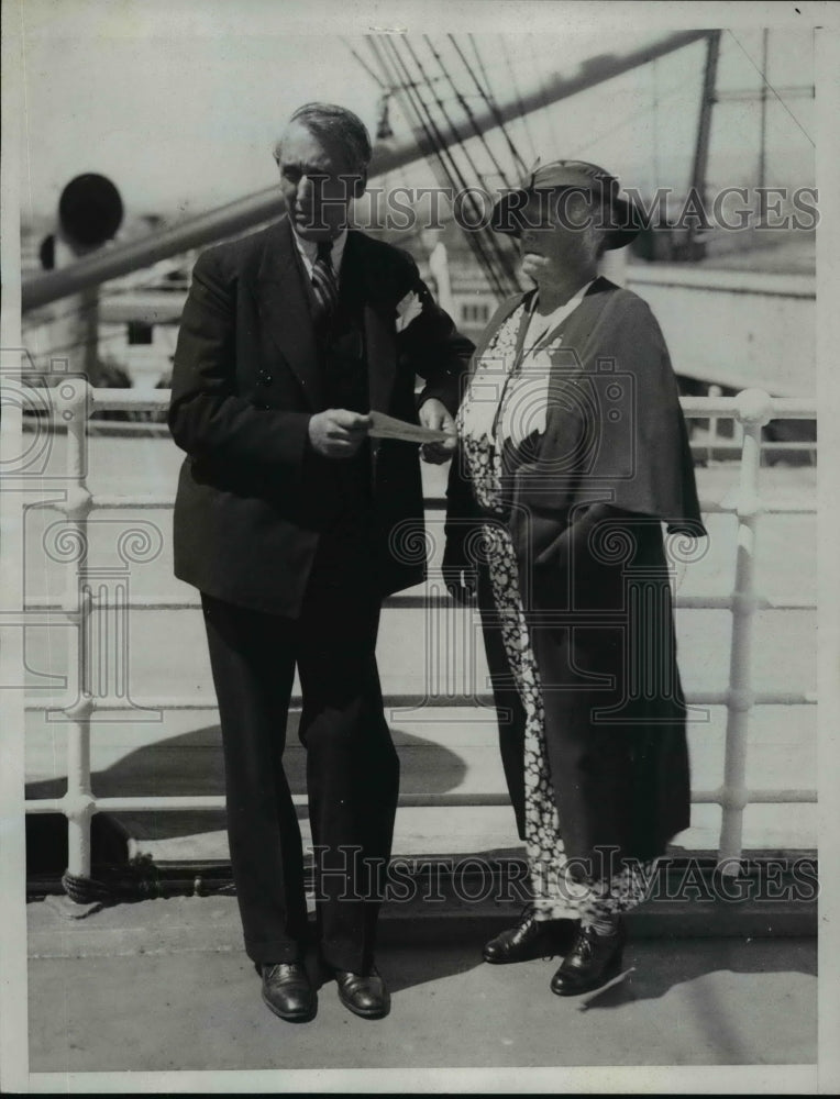 1934 Press Photo Count Frederic Thorne-Rider & The Countess Sailing South Seas