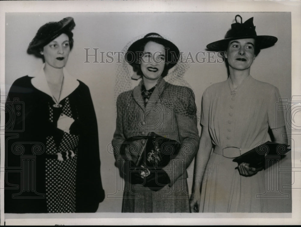 1938 Press Photo Jr League Officers Mrs Hutcheson, Miss Leovy & Mrs Ferguson