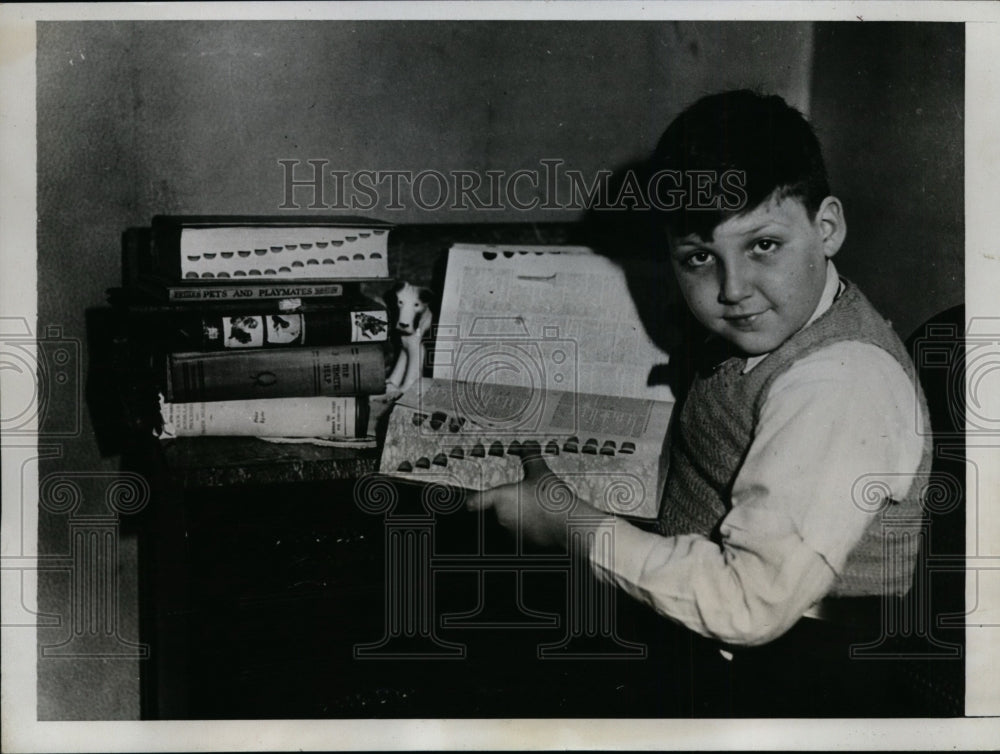 1934 Press Photo Six Year Old Charles Fritz Has Reached Fifth Grade Level- Historic Images