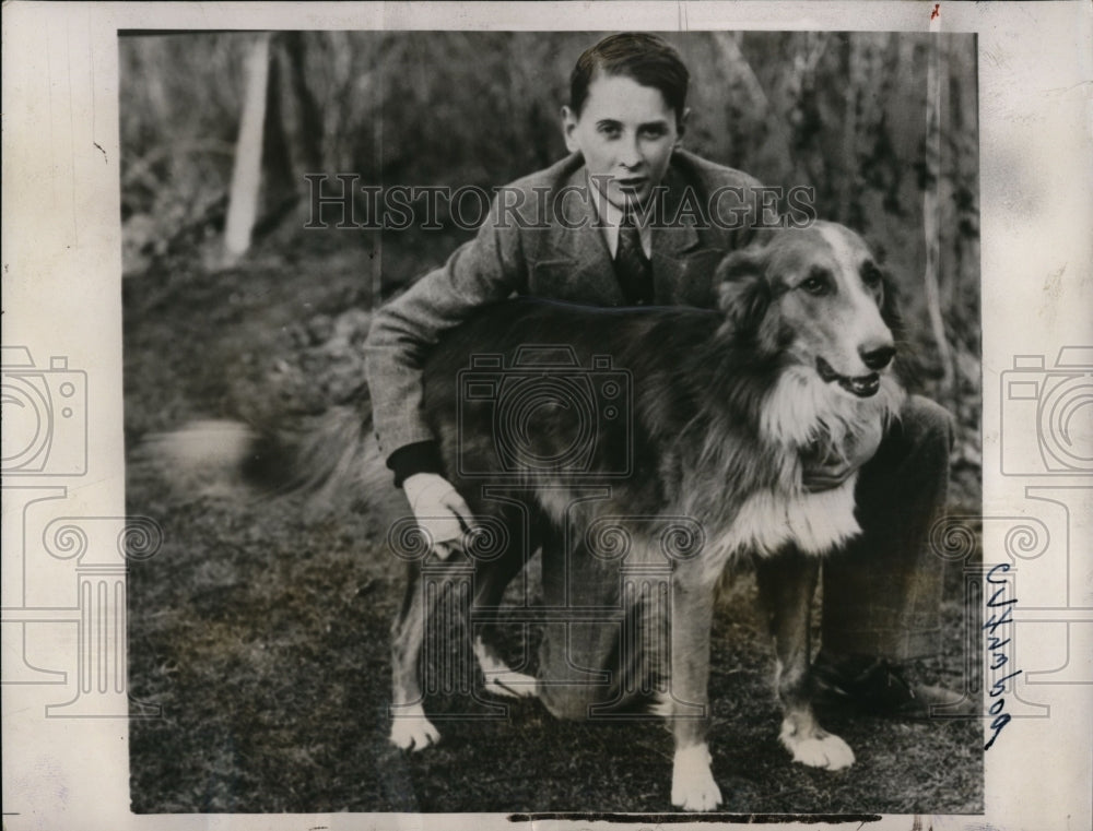 1937 Press Photo Dog "Sandy" to Stand Trial For His Life Before Selection Board