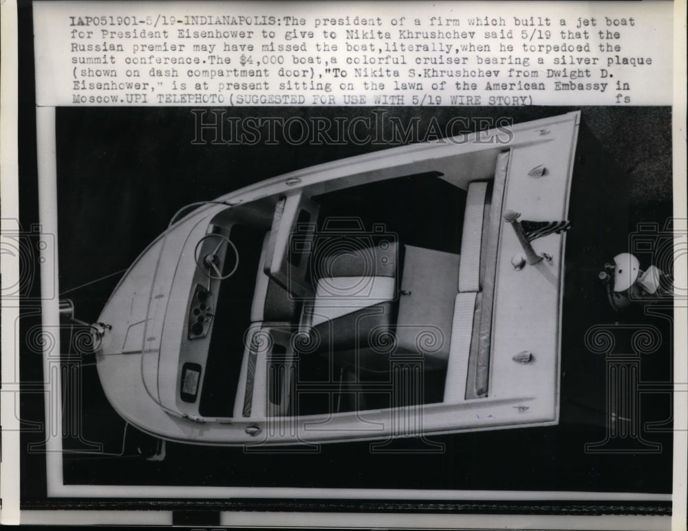1960 Press Photo President Eisenhower sent a $4.000 boat to Nikita Khrushchev