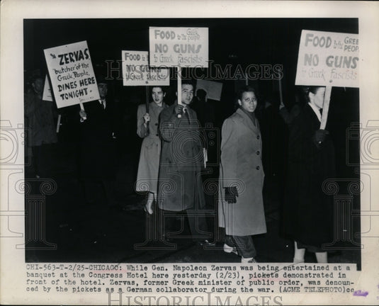 1948 Press Photo General Napoleon Zervas stays at the Congress Hotel