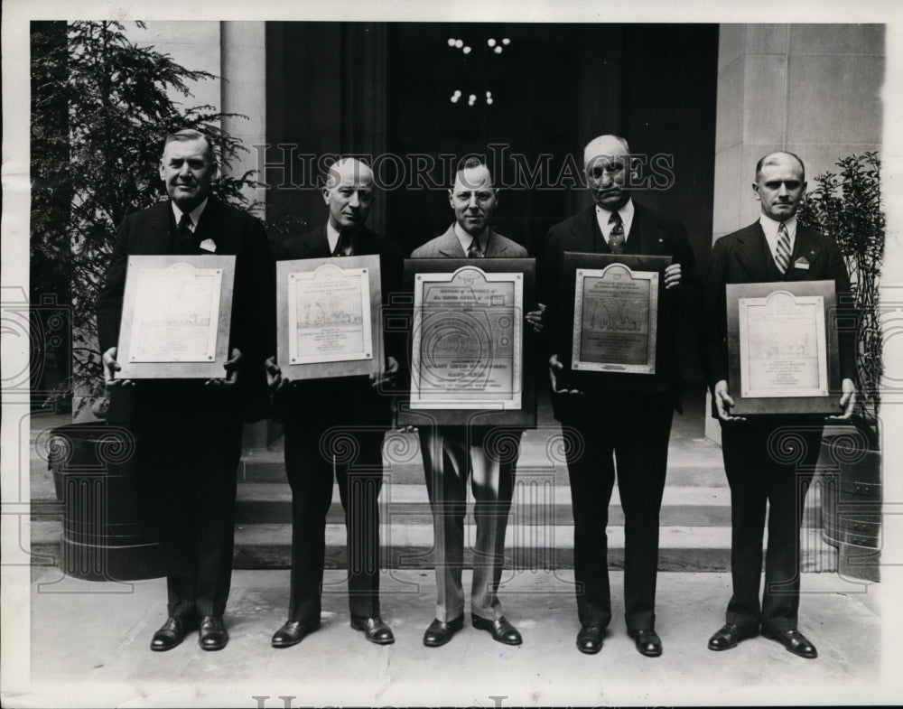 1929 Press Photo National Fire Waste Contest First Place Bronze Plaques